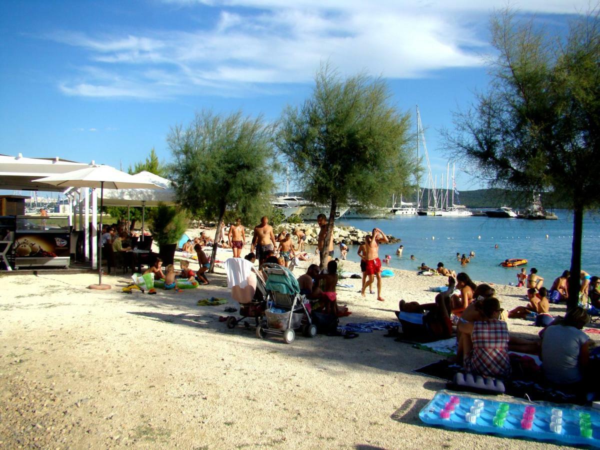 Kike Apartment Kaštela 外观 照片